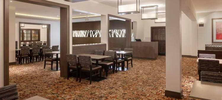 棕榈沙漠希尔顿安泊套房酒店(Embassy Suites by Hilton Palm Desert)图片