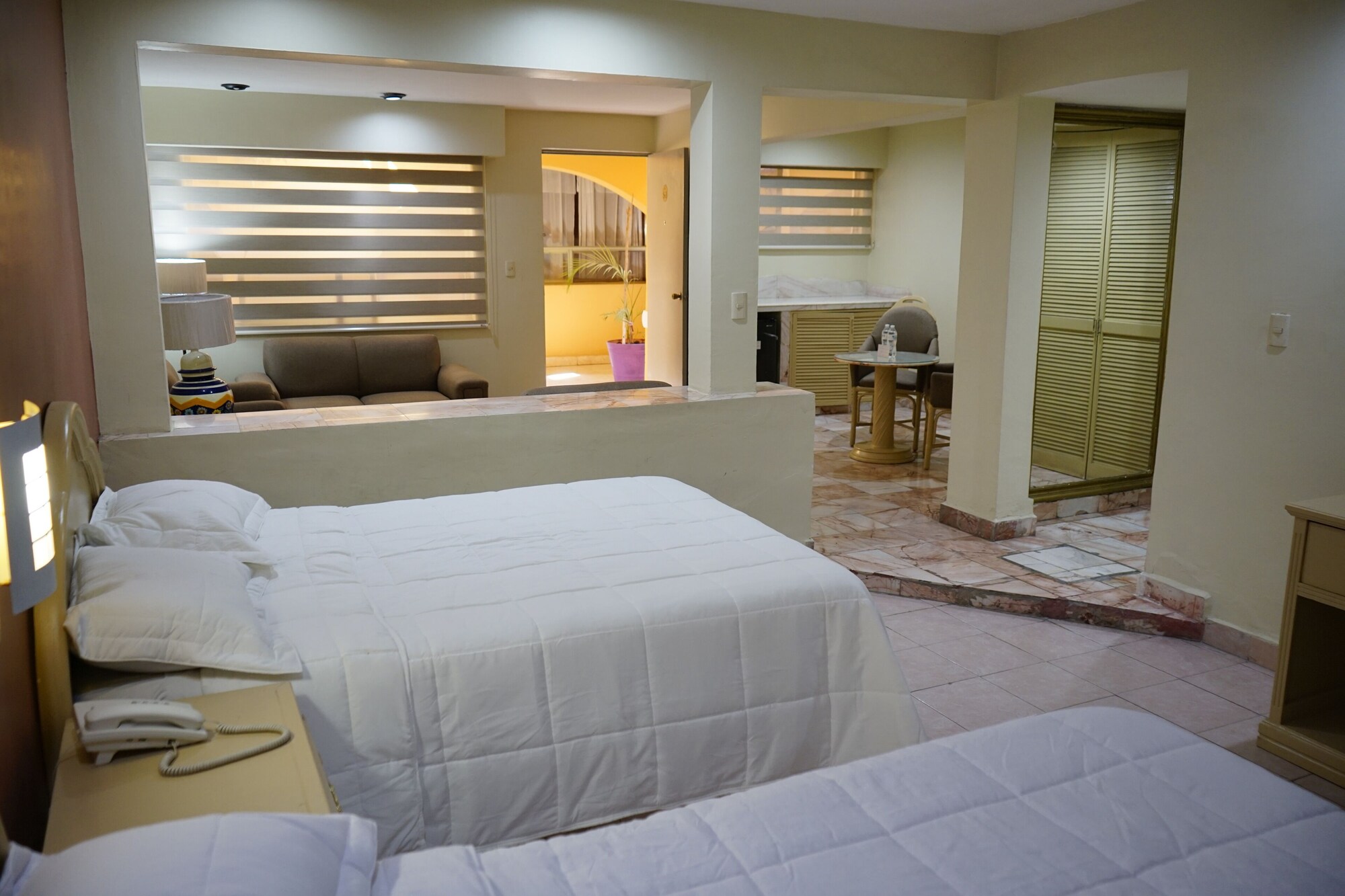 Hotel Posada del Sol InnOver view