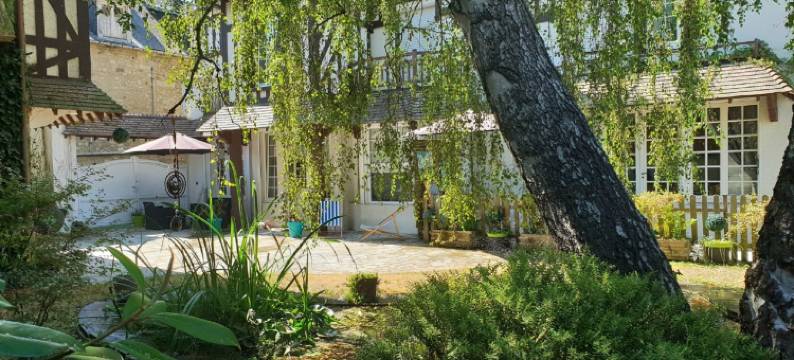 Romantic Escape in Normandy图片