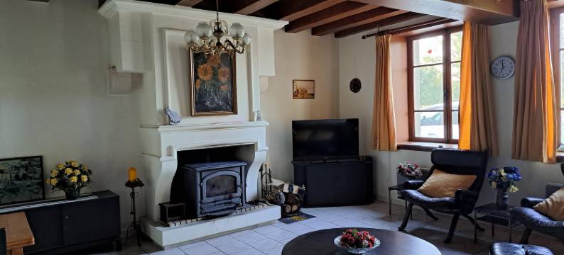 Holiday Home in Vieure near Lake and Garden图片