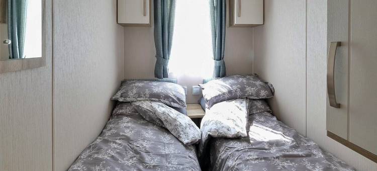 Mobile Home Isle of Wight near Thorness Bay图片