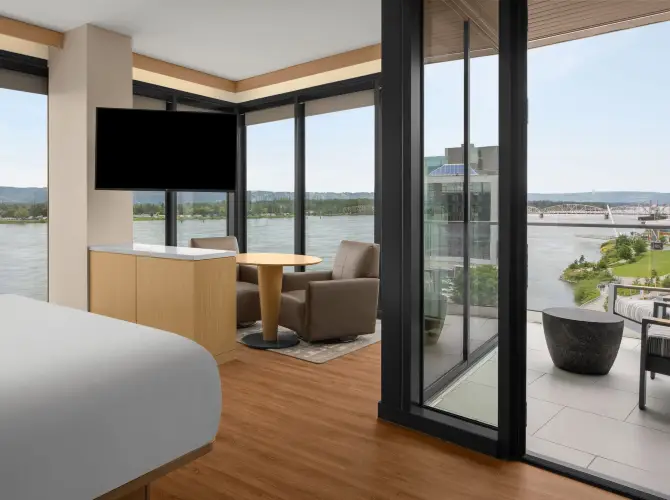 温哥華濱水AC酒店 温哥華濱水AC酒店