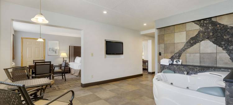 朗布兰奇贝斯特韦斯特优质酒店及会议中心(Best Western Plus Longbranch Hotel  Convention Center)图片