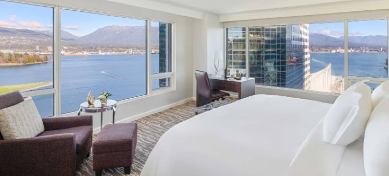 费尔蒙特海滨酒店(Fairmont Waterfront)图片