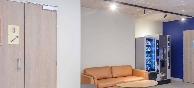 宜必思快捷拉罗谢尔普伊博罗酒店(ibis budget La Rochelle Puilboreau)图片