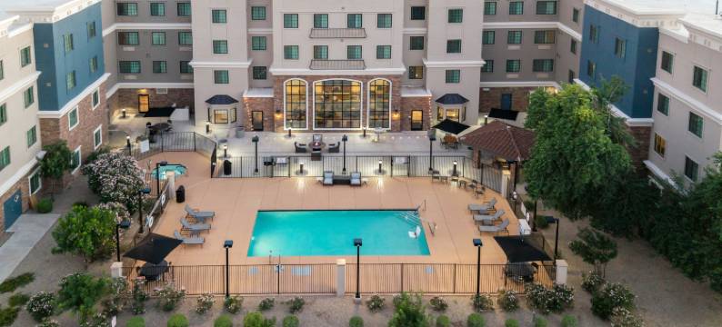 Staybridge Suites 钱德勒东 by IHG(Staybridge Suites PHOENIX - CHANDLER by IHG)图片