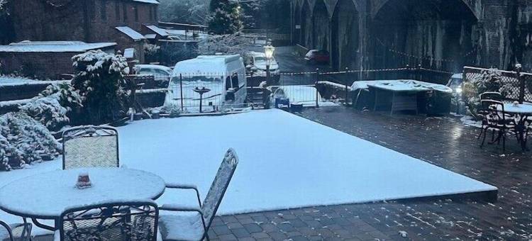 高架桥旅馆(Viaduct Guest House)图片