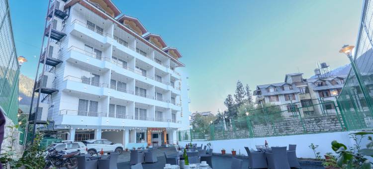 天际线酒店，马拉里- 步行至购物街，中央供暖(Hotel Skyline Manali Walking to Mall Road Centrally Heated)图片