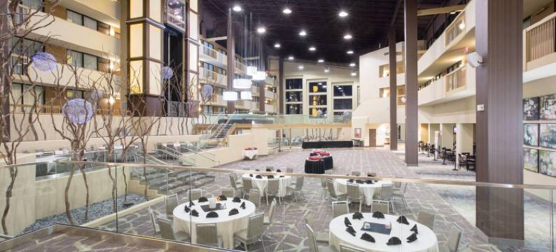 Holiday Inn 小石城机场- CONF的点击率(Wyndham Grand Executive Center Little Rock Airport)图片