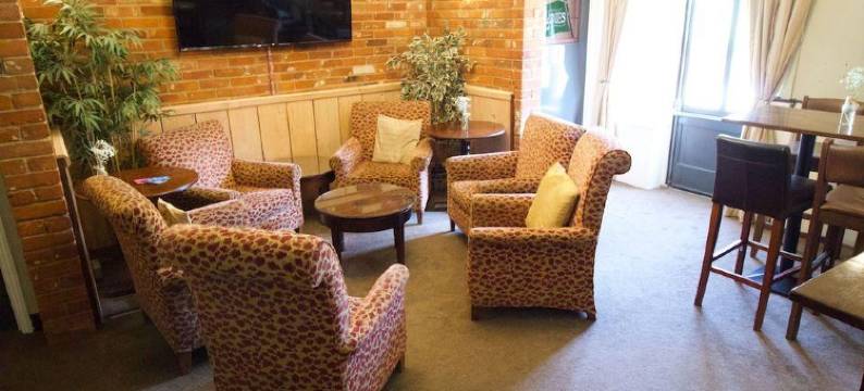 普劳旅馆(The Plough Inn)图片