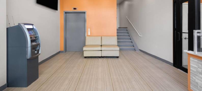 布朗克斯体育场附近温德姆速8酒店(Super 8 by Wyndham Bronx Near Stadium)图片