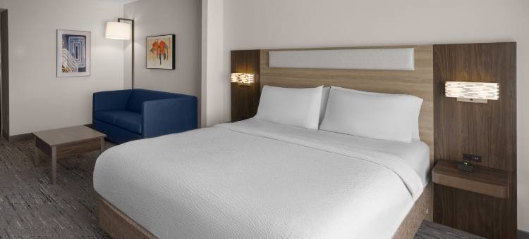 Holiday Inn Express 雪城，展览会场(Holiday Inn Express SYRACUSE-FAIRGROUNDS by IHG)图片