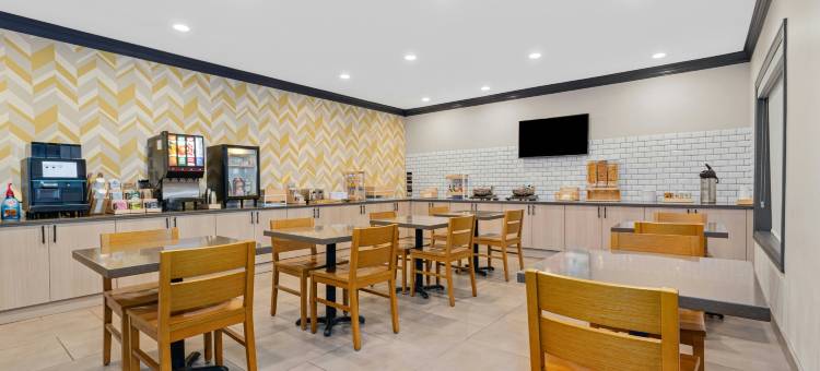 卡尔森曼蒂诺丽怡套房酒店(City Express by Marriott Manteno)图片