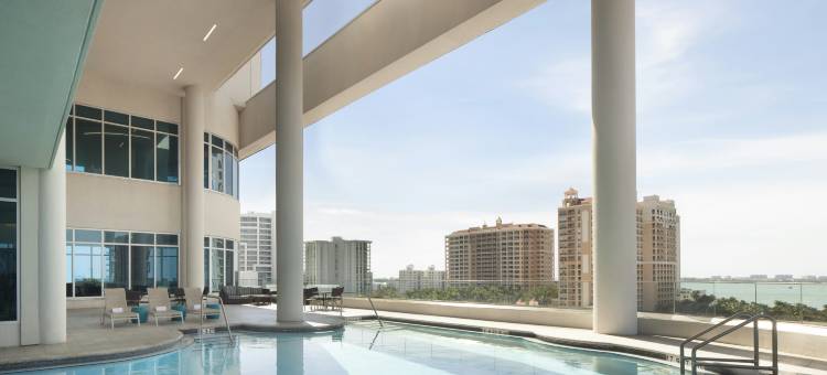 萨拉索塔希尔顿安泊酒店(Embassy Suites by Hilton Sarasota)图片