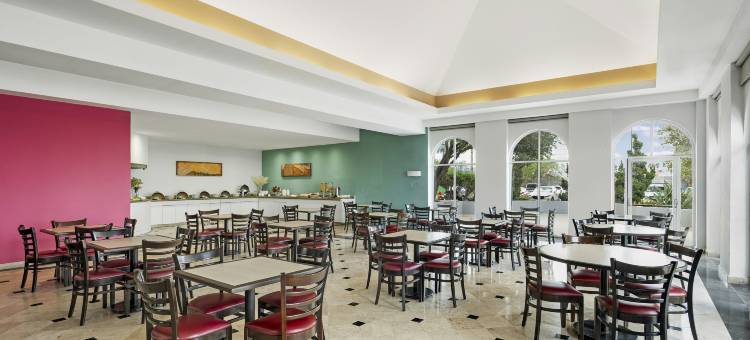 节日快捷酒店新拉莱多(Fiesta Inn Express Nuevo Laredo)图片
