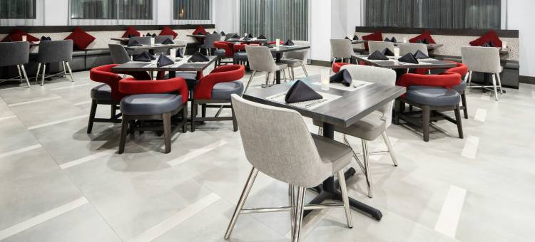 尔湾光谱湖林希尔顿花园酒店(Hilton Garden Inn Irvine Spectrum Lake Forest)图片