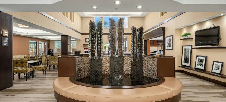 西雅图北部/林伍德欢朋套房酒店(Hampton Inn & Suites Seattle North/Lynnwood)图片