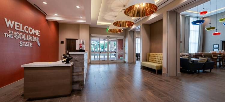 布埃纳帕克欢朋套房酒店(Hampton Inn & Suites Buena Park)图片