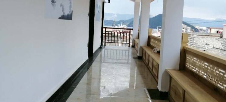 泸沽湖悦诗兰庭民宿图片