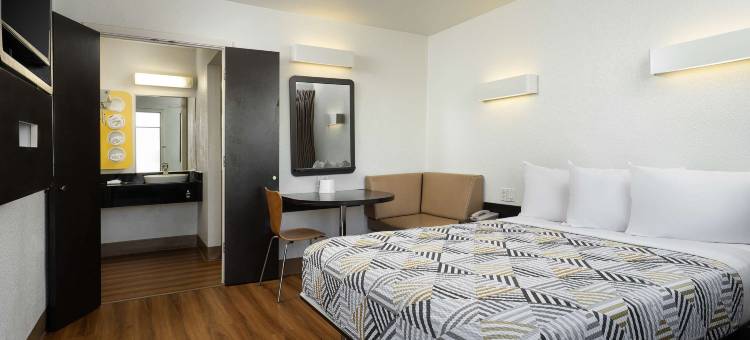 圣巴巴拉6号汽车旅馆 - 戈拉塔(Motel 6 Goleta, CA - Santa Barbara)图片