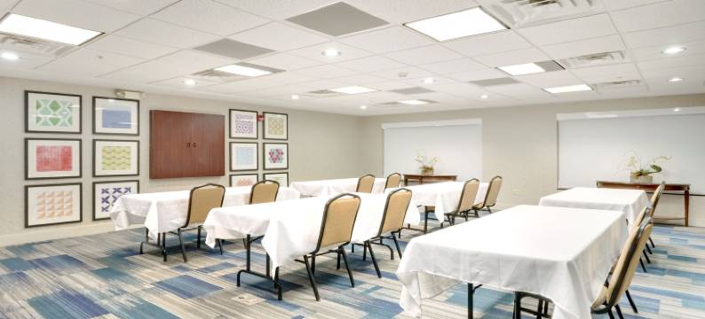 智选假日套房酒店波特兰(Holiday Inn Express & Suites PORTLAND by IHG)图片