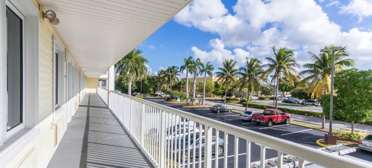 劳德代尔堡霍姆汤公寓(HomeTowne Studios Fort Lauderdale)图片