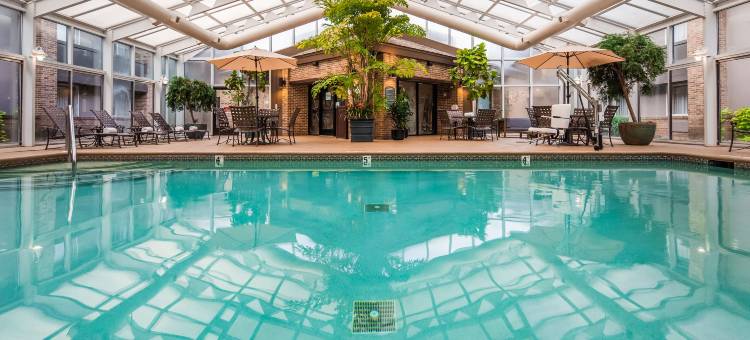 东兰辛-奥克莫斯贝斯特韦斯特套房酒店(Best Western Okemos/East Lansing Hotel  Suites)图片