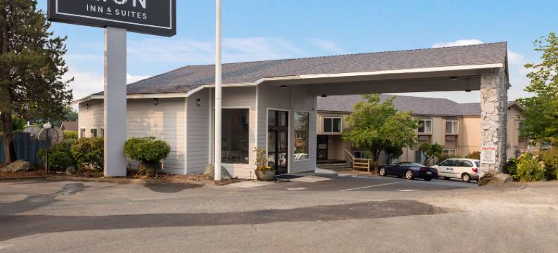 格兰特斯帕斯红狮套房酒店(Red Lion Inn & Suites Grants Pass)图片