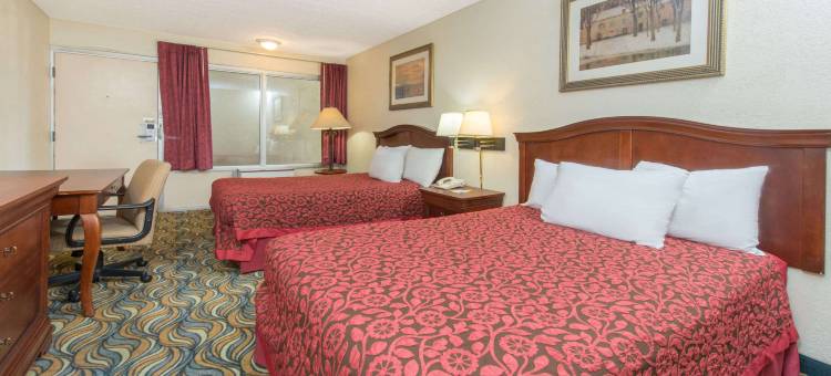 戴顿北戴斯套房酒店(Days Inn & Suites by Wyndham Dayton North)图片