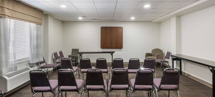 切萨皮克朴茨茅斯舒眠套房酒店(Sleep Inn & Suites Chesapeake - Portsmouth)图片