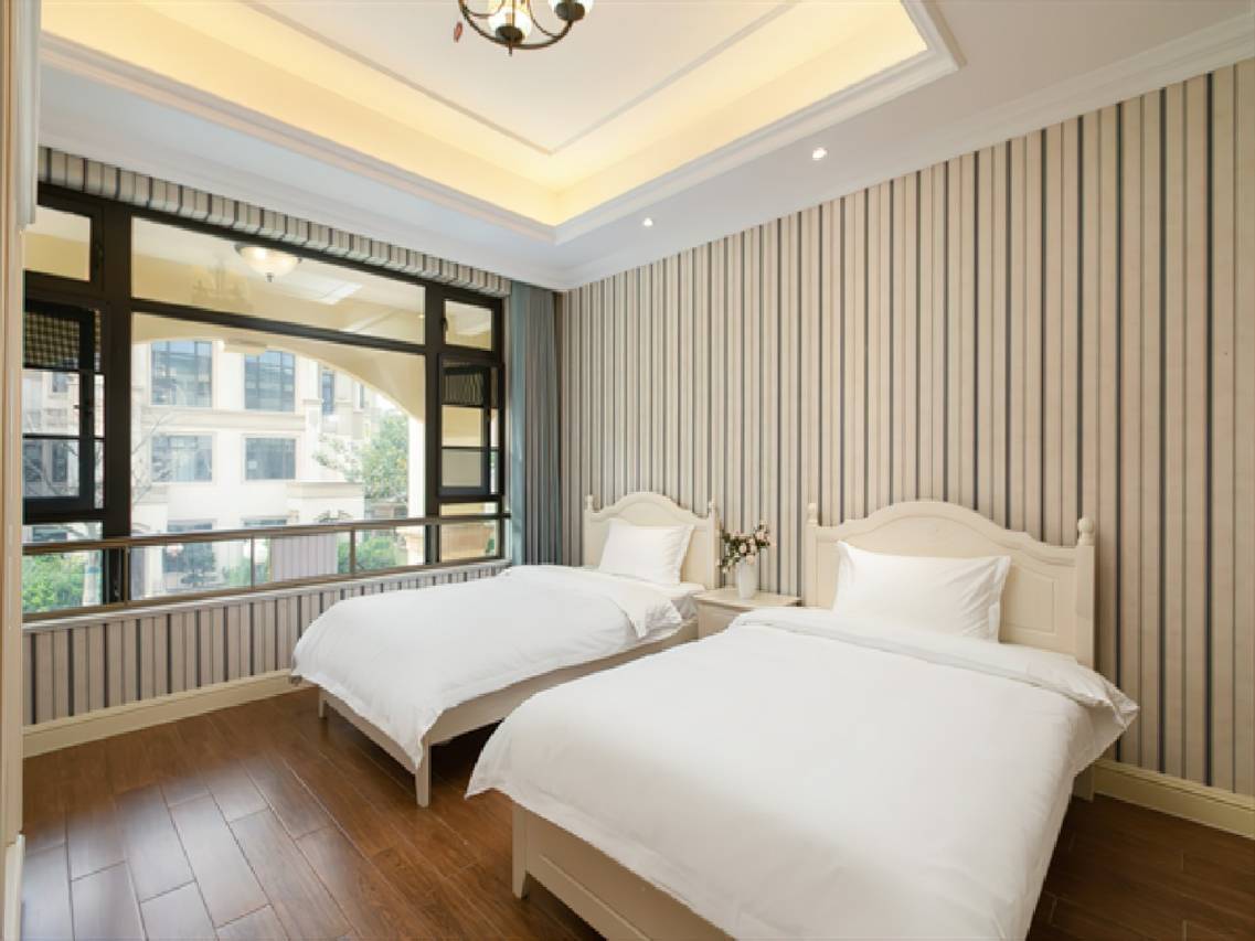 从化明月山溪温泉泳池溪谷别墅(明月山溪大道1号分店)