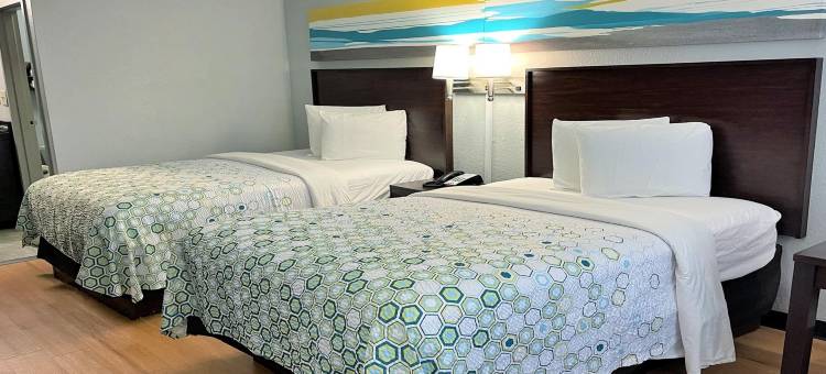 红屋顶家乡开间酒店奥古斯塔(HomeTowne Studios Augusta)图片