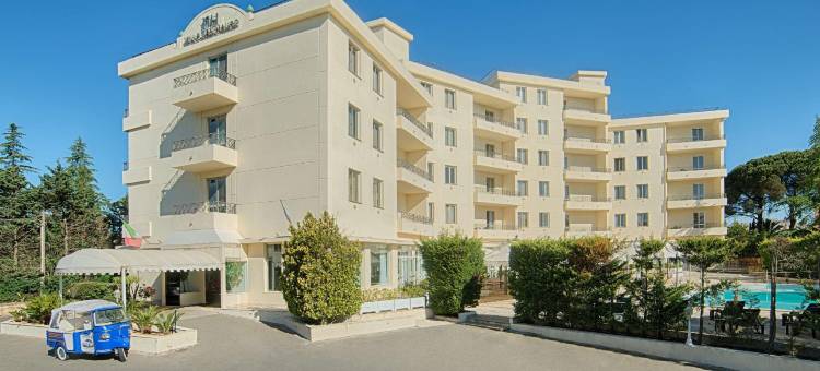 卡尔塔吉罗NH圣莫罗别墅酒店(NH Villa San Mauro)图片