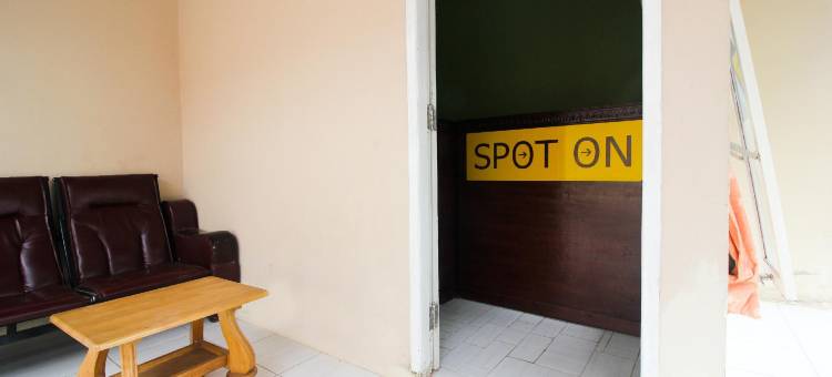OYO 2592 Bunda Puja 家庭旅馆(OYO 2592 Homestay Bunda Puja)图片