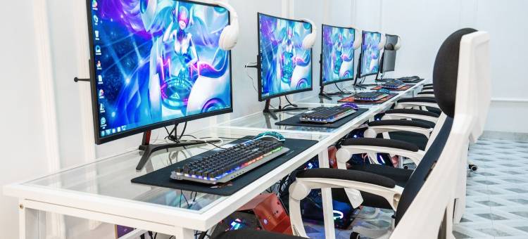 皇庭游玩儿民宿(山青路分店)图片