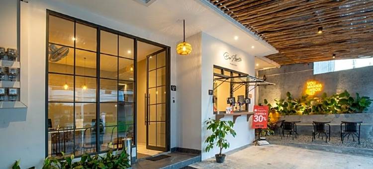 莫诺共居酒店，泗水(Mono Coliving Ngagel, Surabaya)图片