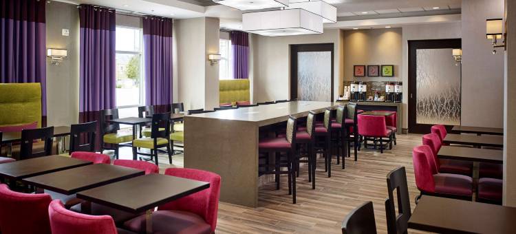 希尔顿欢朋酒店蒂明斯(Hampton Inn by Hilton Timmins)图片