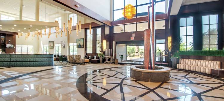 希尔顿费耶特维尔堡布拉格大使套房酒店(Embassy Suites by Hilton Fayetteville Fort Bragg)图片
