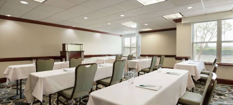 希尔顿旗下杜勒斯北-劳登家园套房酒店(Homewood Suites by Hilton District of Columbia - Dulles-North/Loudoun)图片