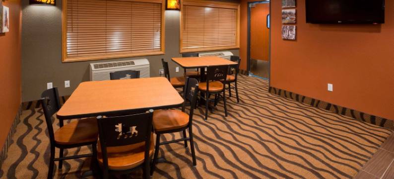 格拉夫顿美吟温德姆酒店(AmericInn by Wyndham Grafton)图片