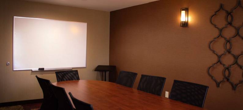 箭镟贝斯特韦斯特优质酒店(Best Western Plus Arrowhead Hotel)图片