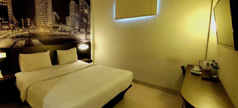 桑普尔纳锦尔本酒店(Hotel Sampurna Cirebon)图片