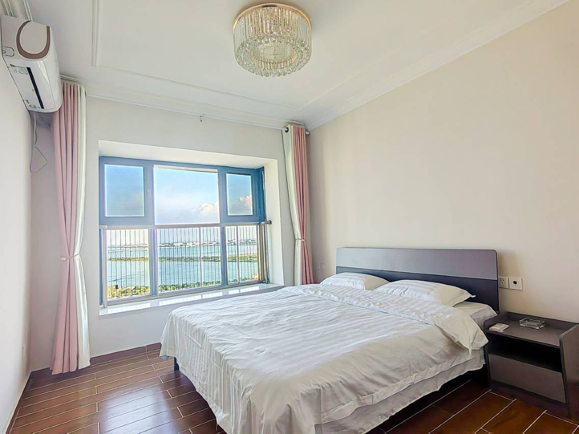 哆啦揽月民宿(新港大道分店)