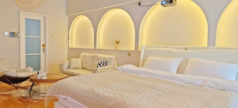 良栖影咖民宿(廊坊金街分店)图片