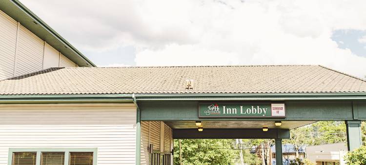 拉维什套房旅馆(Lavissh Inn and Suites)图片