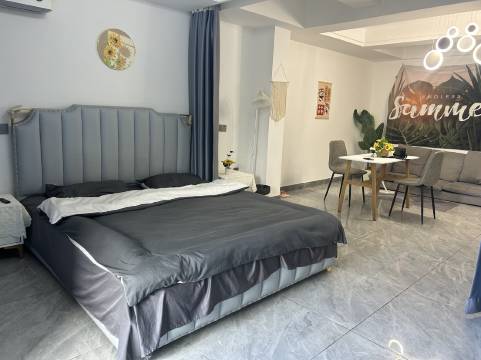 慕尚轻奢民宿(古玩街分店)