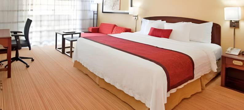 休斯顿舒格兰/斯塔福万怡酒店(Courtyard Houston Sugar Land/Stafford)图片