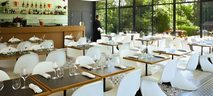 瑞奈特城堡酒店(Château des Reynats)图片