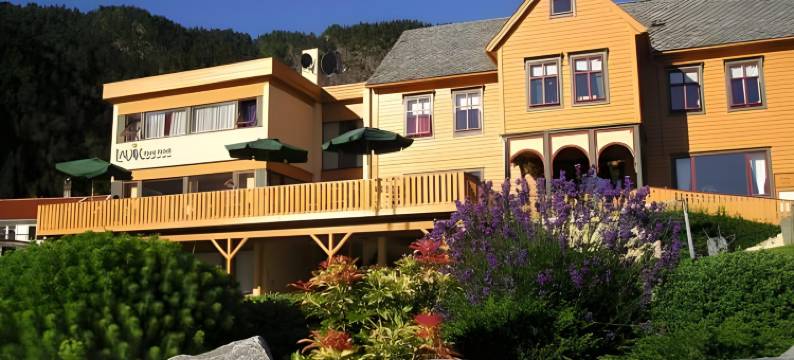拉维克菲尤尔德酒店(Lavik Fjord Hotel & Apartments)图片