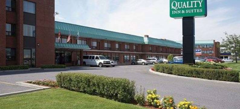 品质酒店及套房-皮埃尔·埃利奥特·特鲁多机场(Quality Inn & Suites PE Trudeau Airport)图片